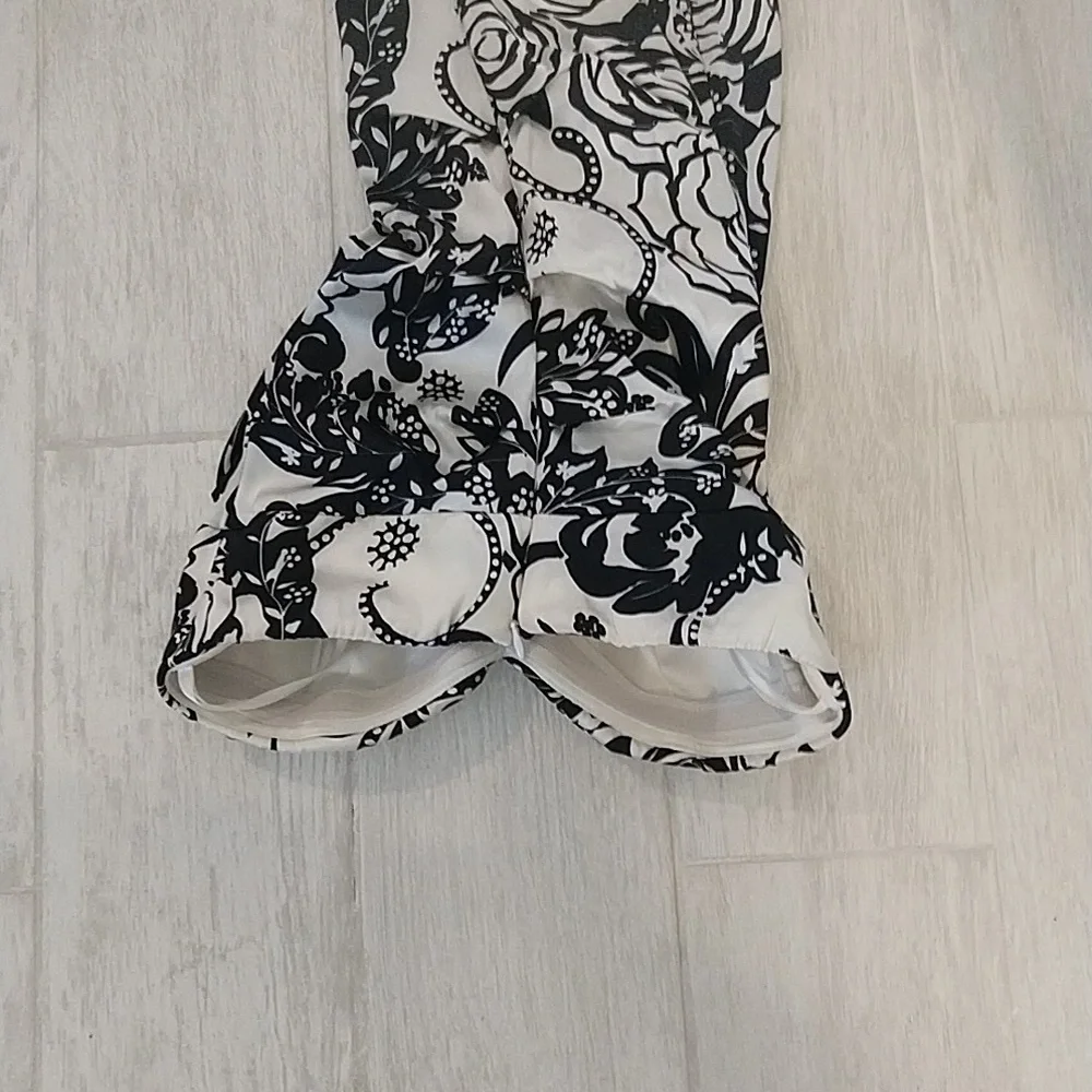 Gown - Picture 6 of 8